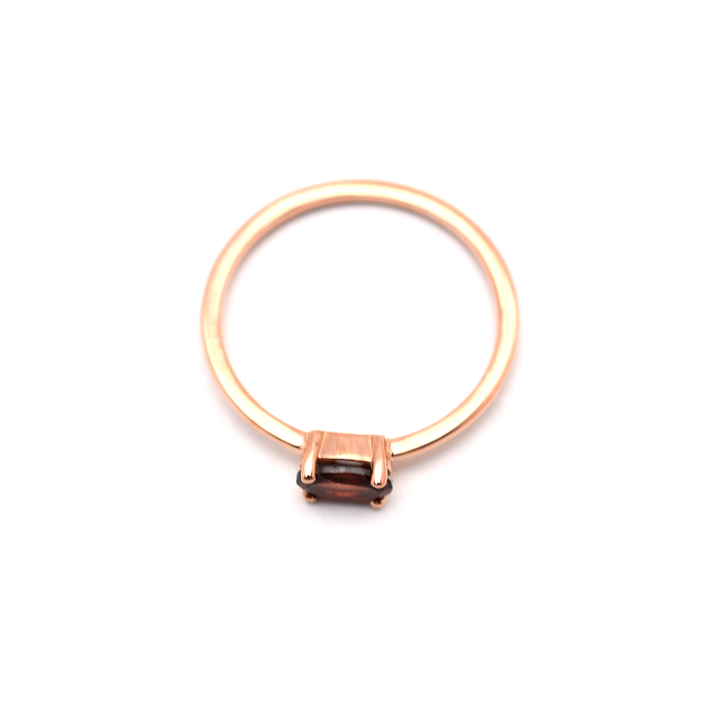 14K Gold Garnet Ring