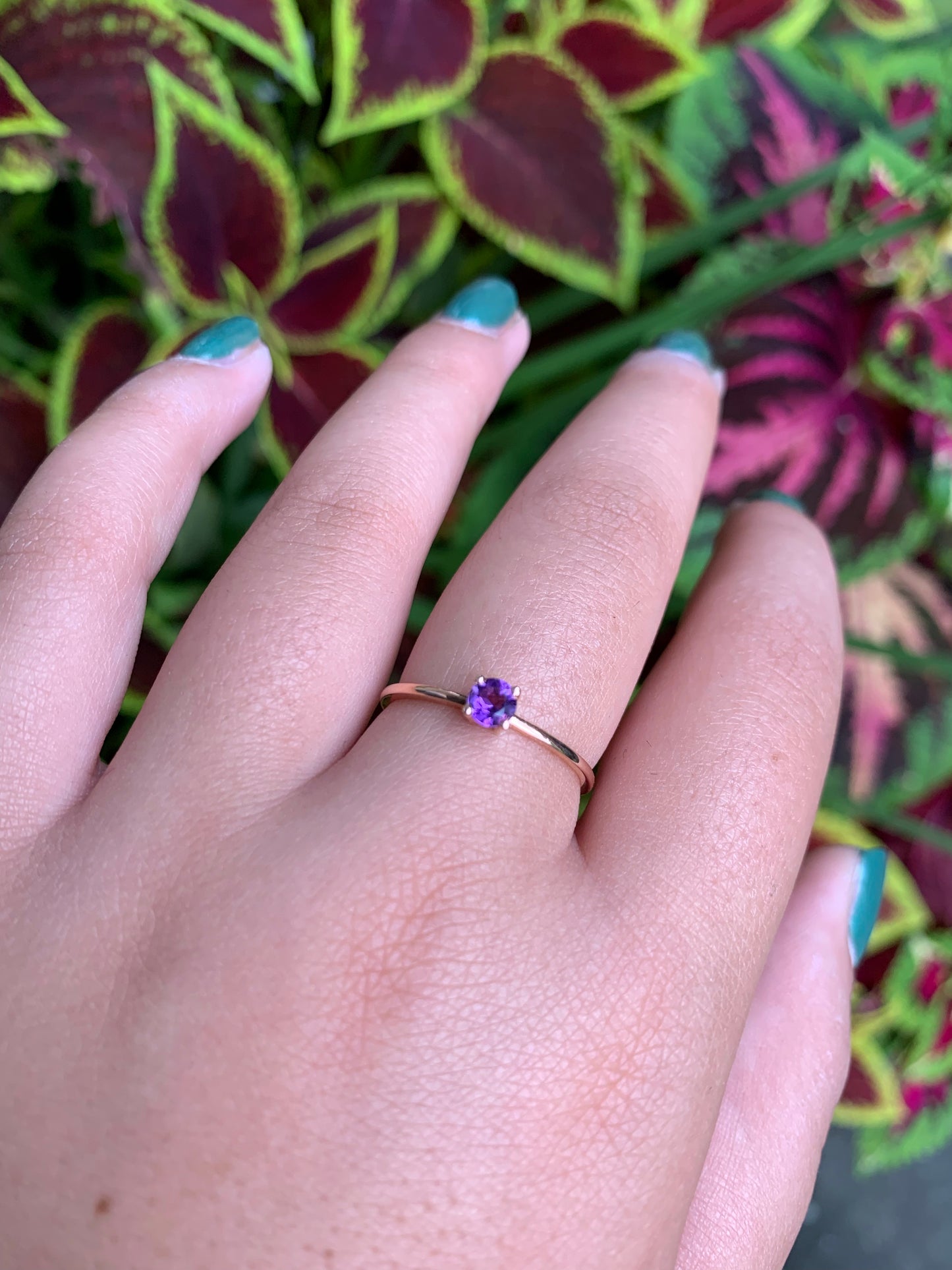 14K Gold Round Amethyst Ring