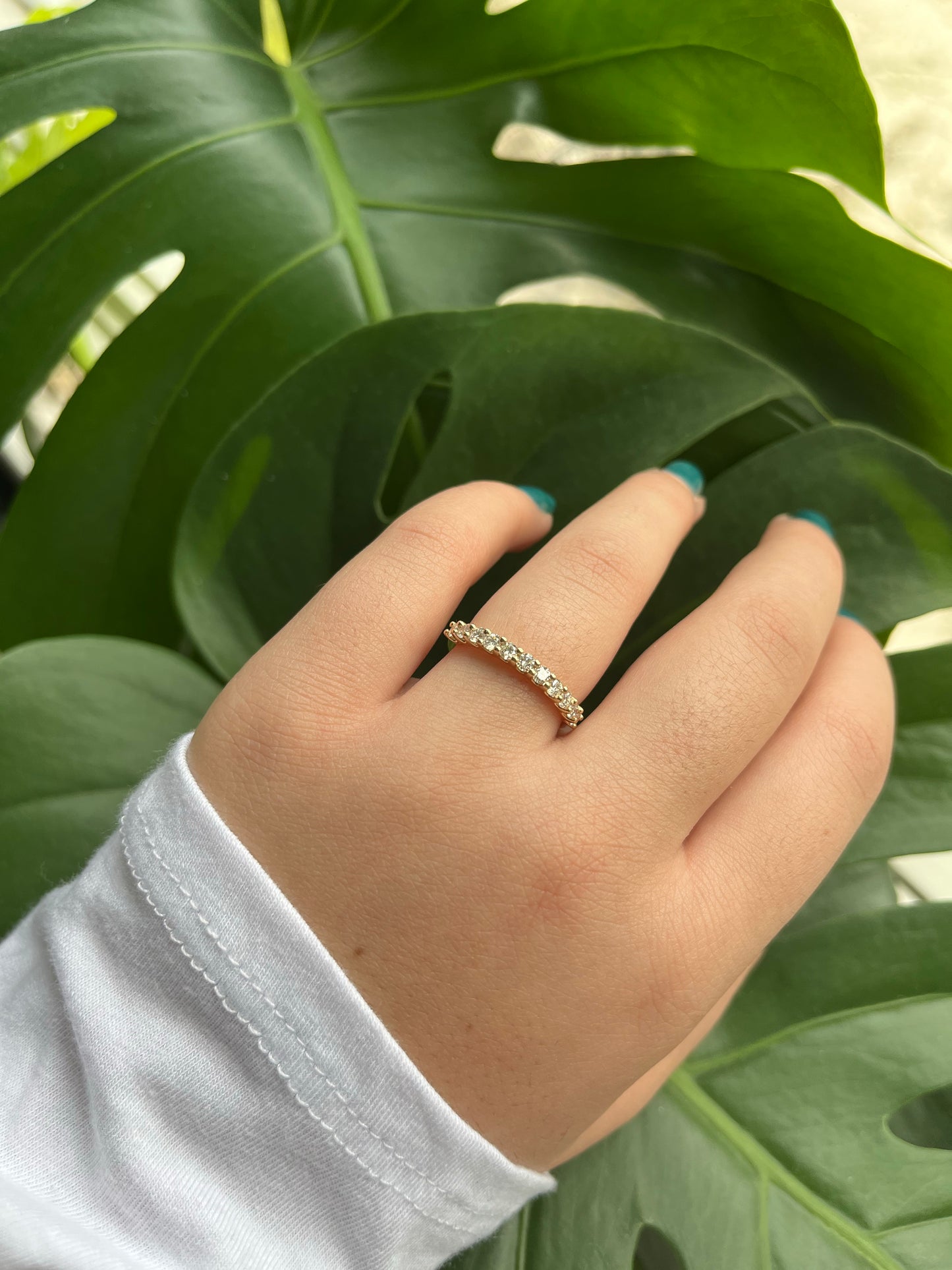 14K Gold Diamond Wedding Band