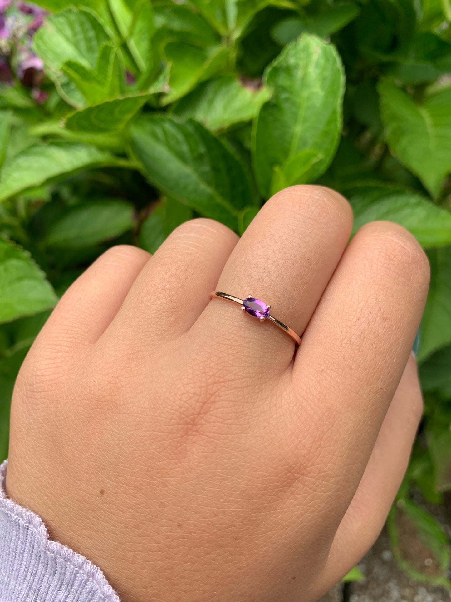 14K Gold Oval Amethyst Ring