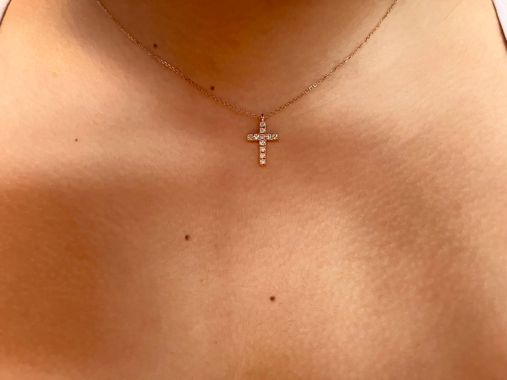 14k 0.25ct Diamond Cross Necklace