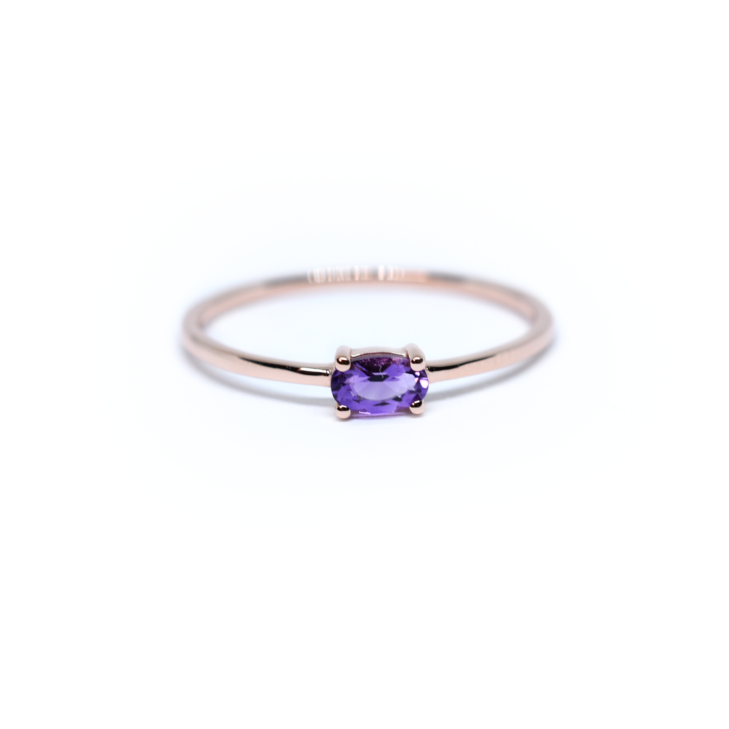 14K Gold Oval Amethyst Ring