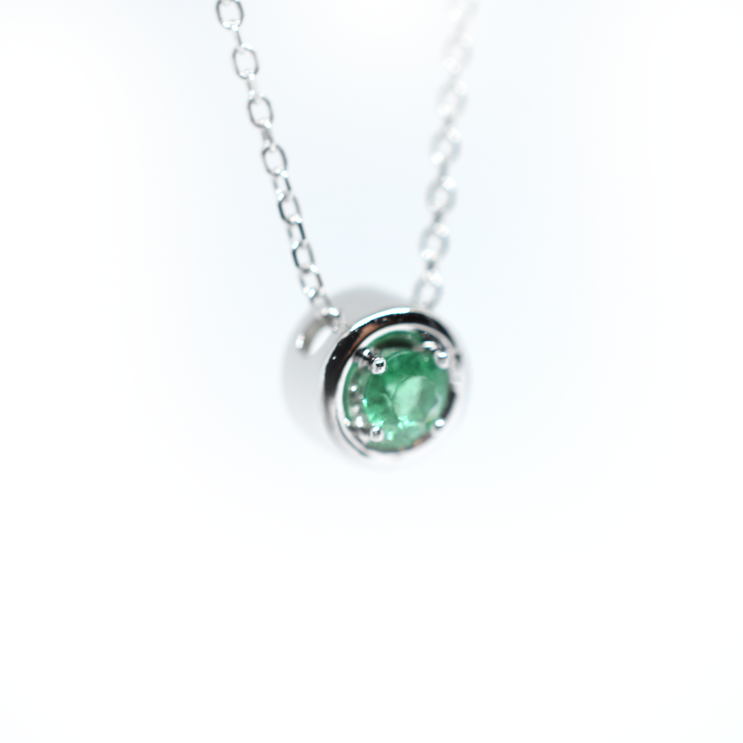 14k gold sliding emerald necklace 