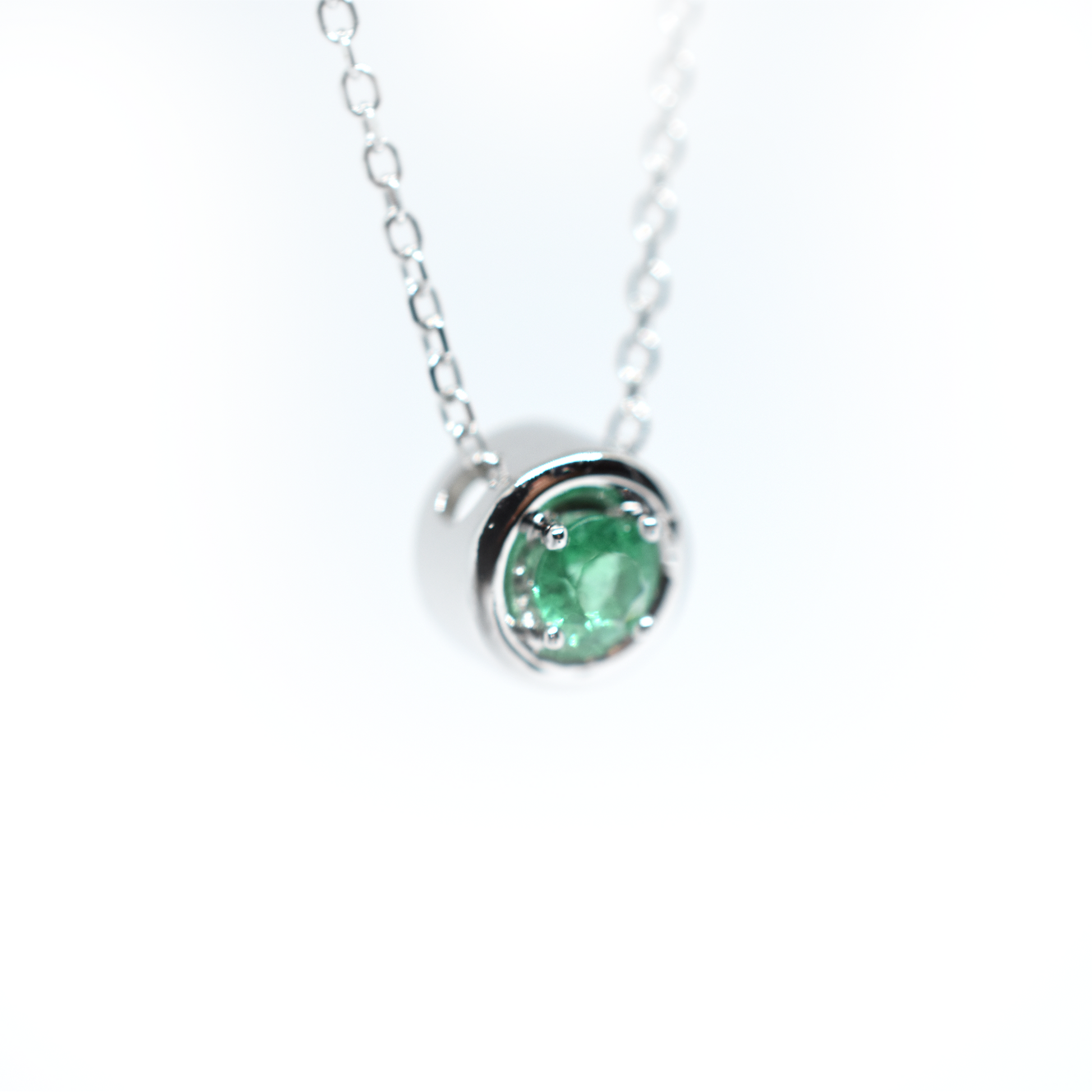 14k gold sliding emerald necklace 