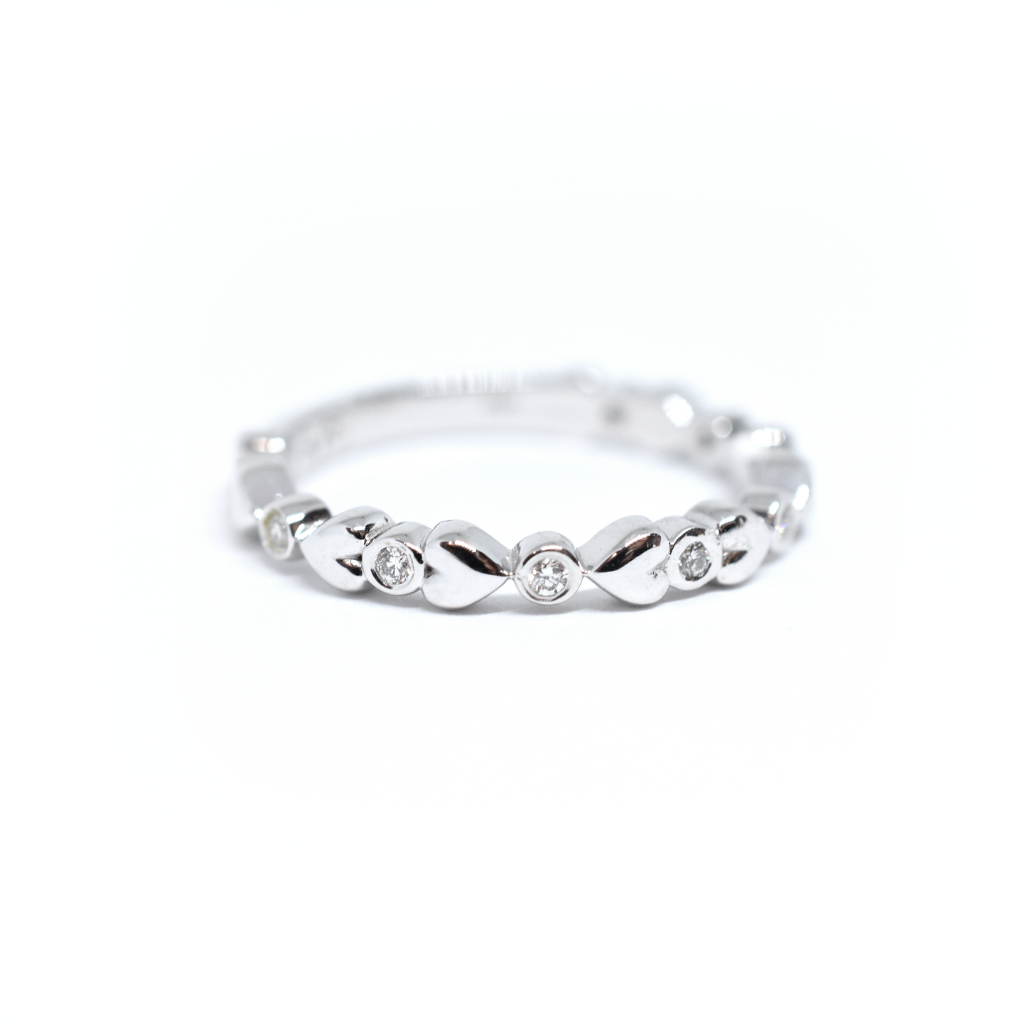 white gold diamond ring