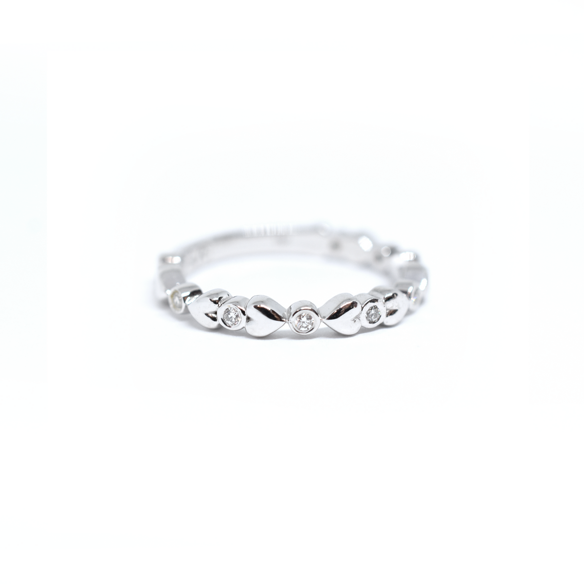 gold heart ring